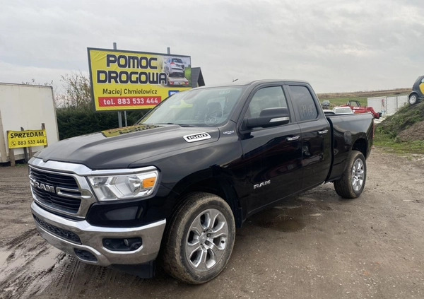 Dodge RAM cena 109900 przebieg: 40458, rok produkcji 2019 z Rzeszów małe 781
